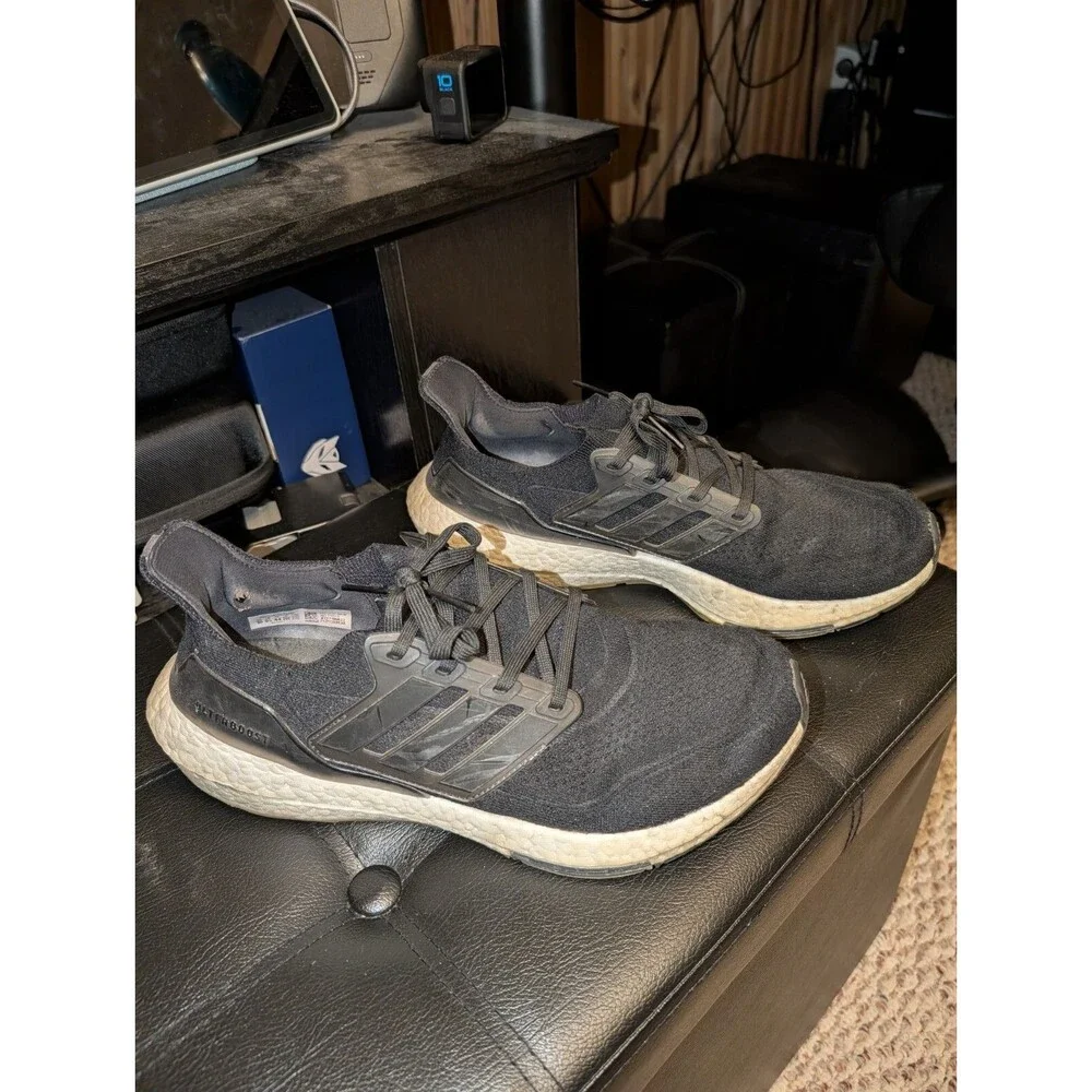 Size 10 - Men's adidas UltraBoost 21 Core Black